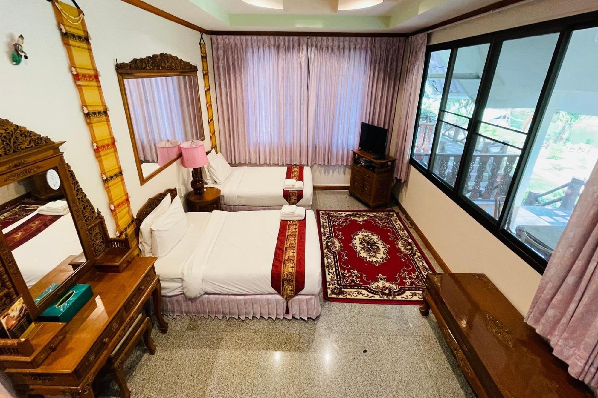 Baan Rim Kwai Paerimnam Resort Kanchanaburi Buitenkant foto