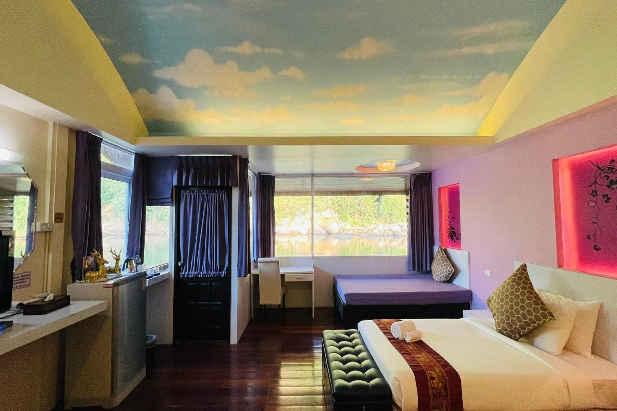 Baan Rim Kwai Paerimnam Resort Kanchanaburi Buitenkant foto